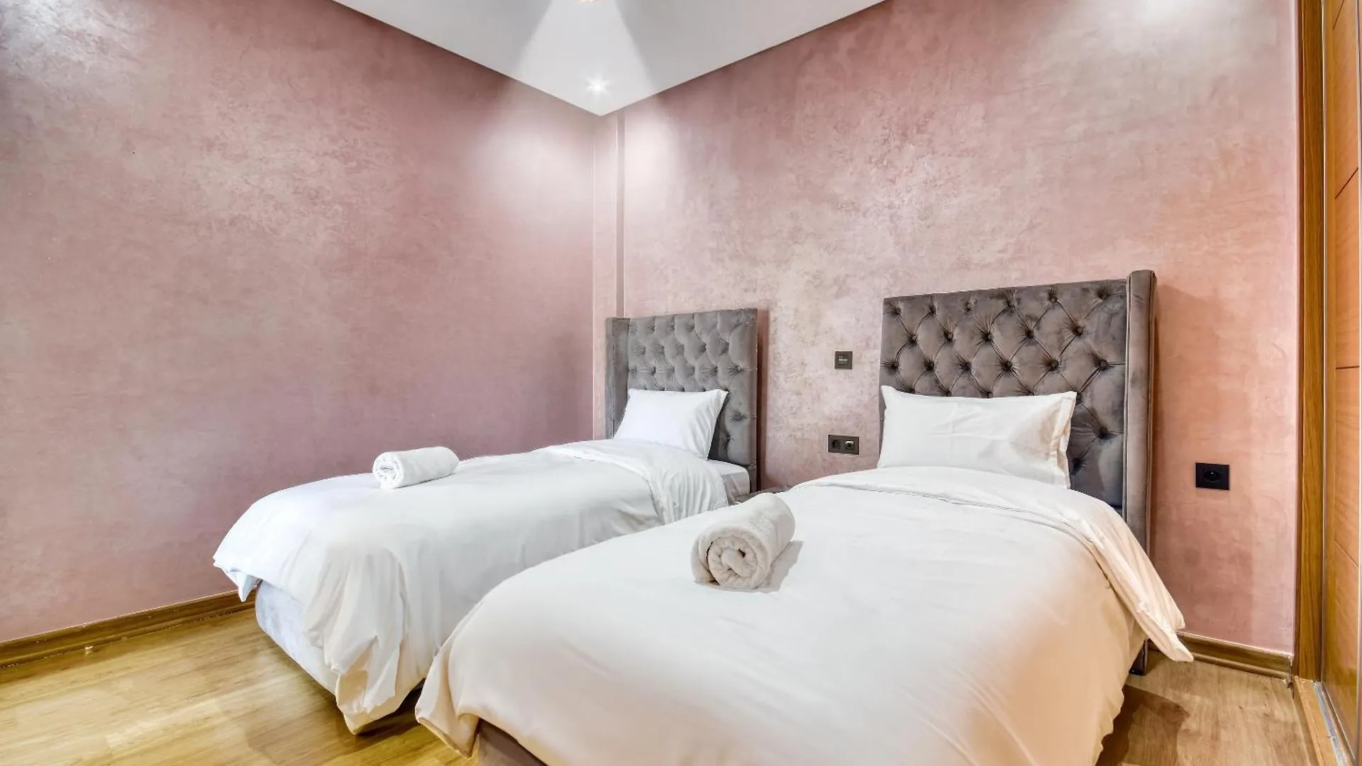 Chic & Comfy Apartment In Agadir Center