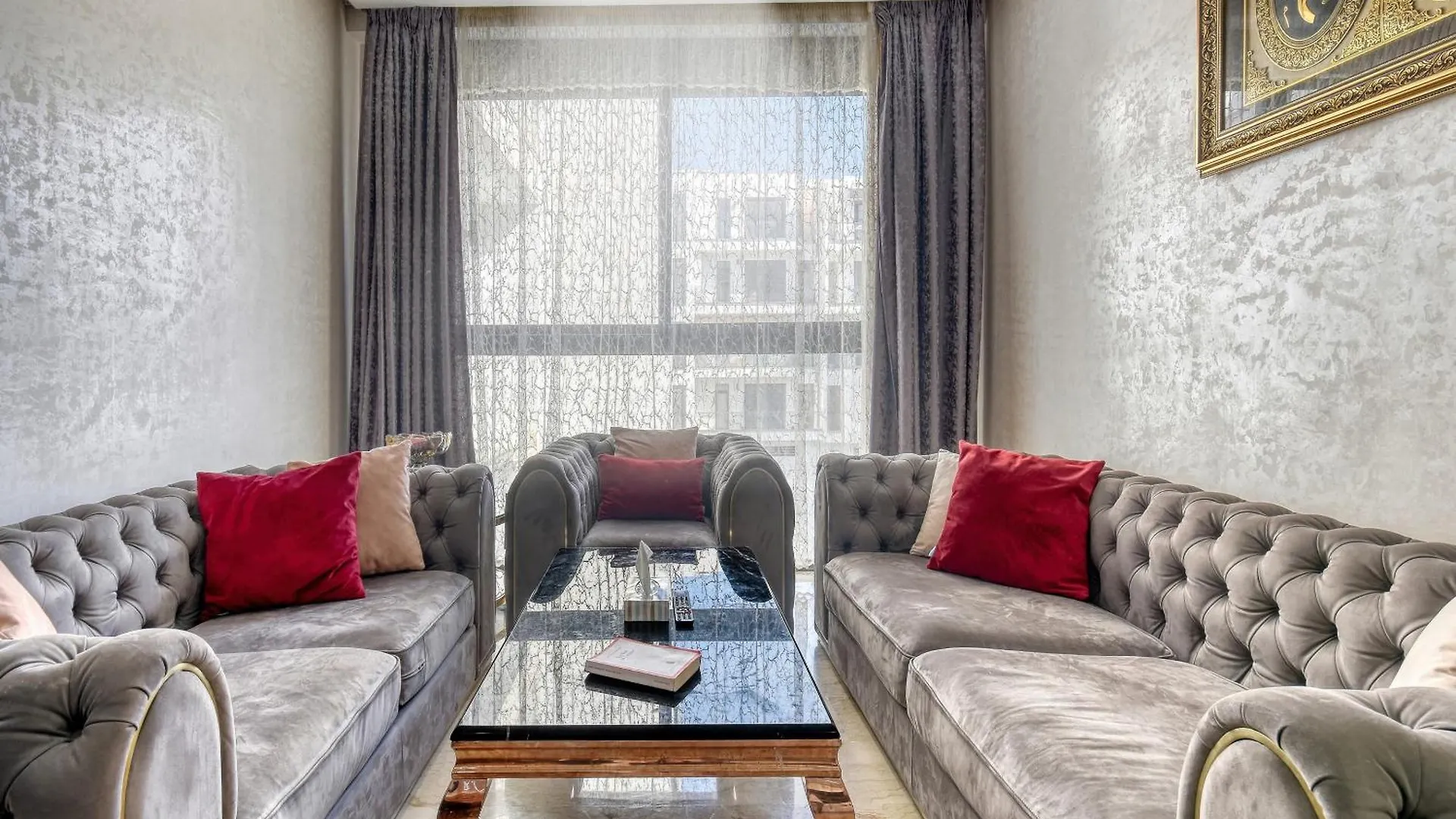 Chic & Comfy Apartment In Agadir Center מרוקו