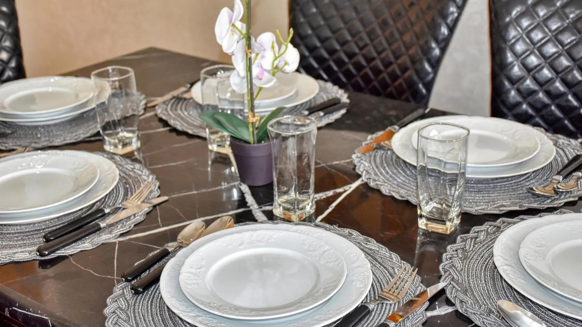 Chic & Comfy Apartment In Agadir Center 0*,  מרוקו