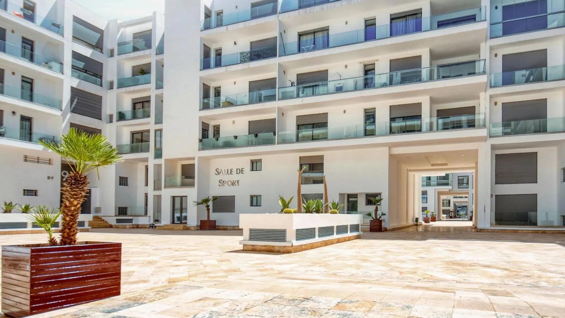 Chic & Comfy Apartment In Agadir Center